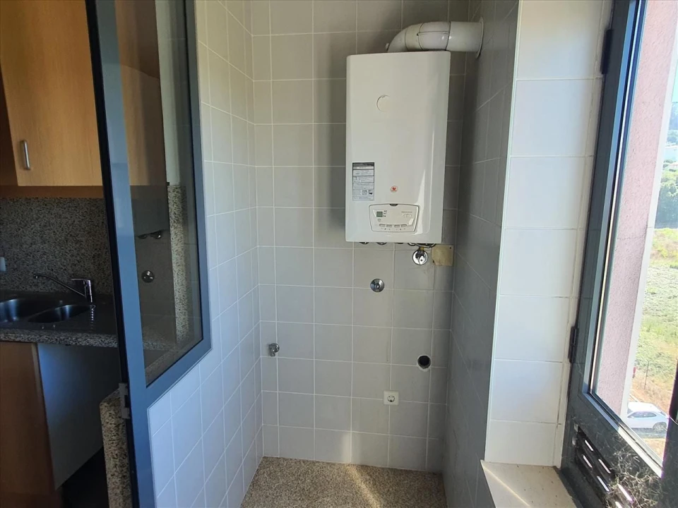 Apartamento T2 para Venda em Oliveira do Douro Foto 6