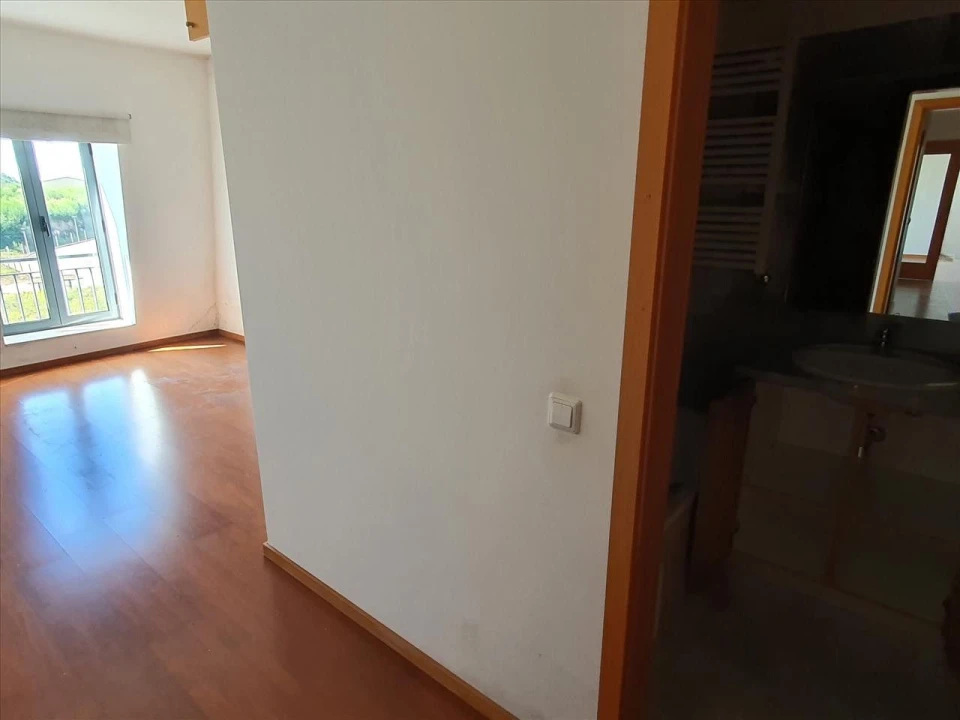 Apartamento T2 para Venda em Oliveira do Douro Foto 7