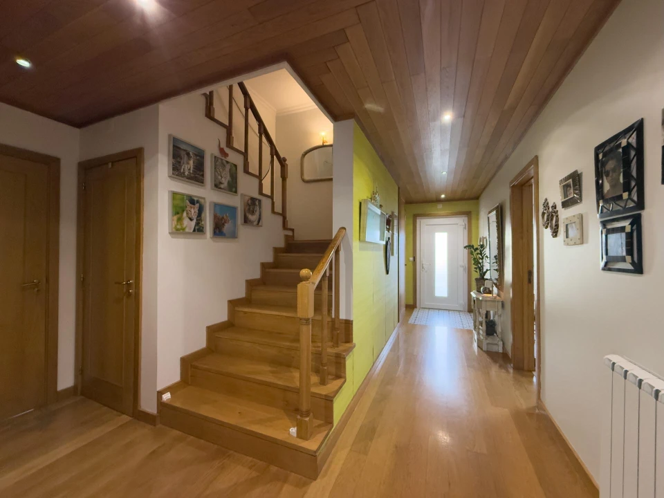 Moradia T4 para Venda em Rio de Mouro Foto 11