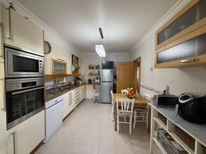 Moradia T4 para Venda em Rio de Mouro Foto 29