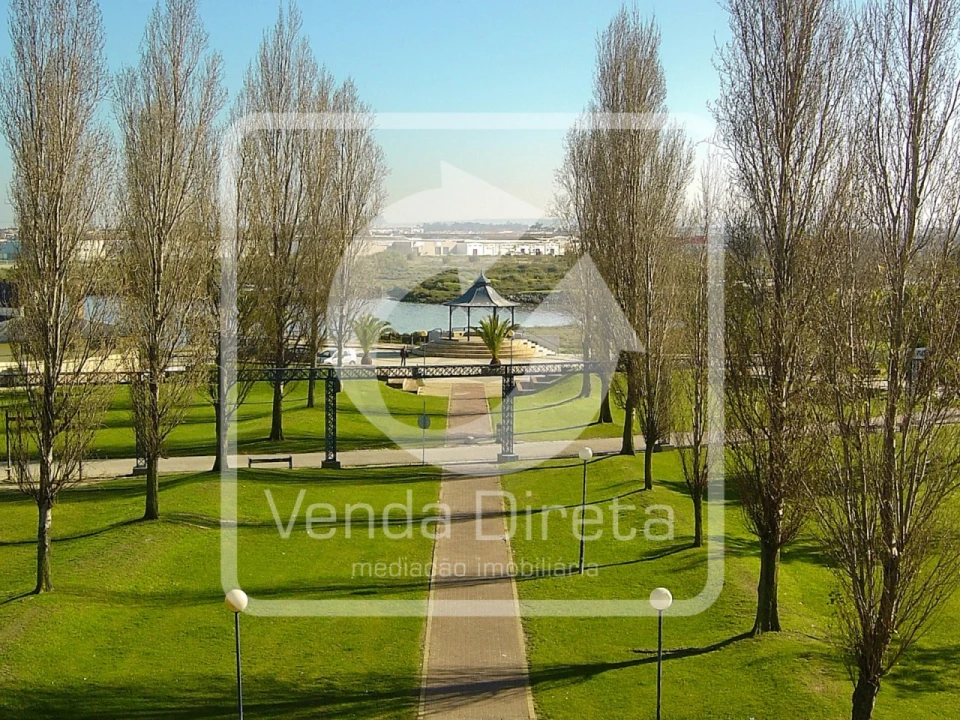 Apartamento T2 para Venda em Barreiro e Lavradio Foto 18