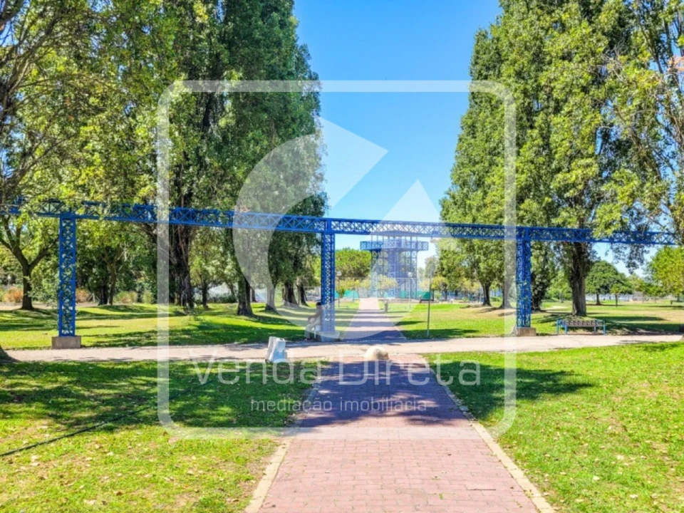 Apartamento T2 para Venda em Barreiro e Lavradio Foto 21