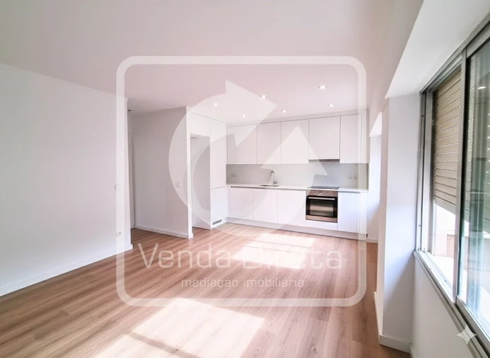 Apartamento T2 para Venda em Barreiro e Lavradio Foto 1