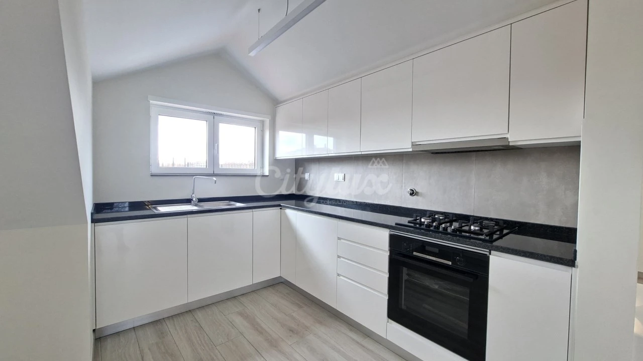 Apartamento T1 para Venda em Cascais e Estoril Foto 4