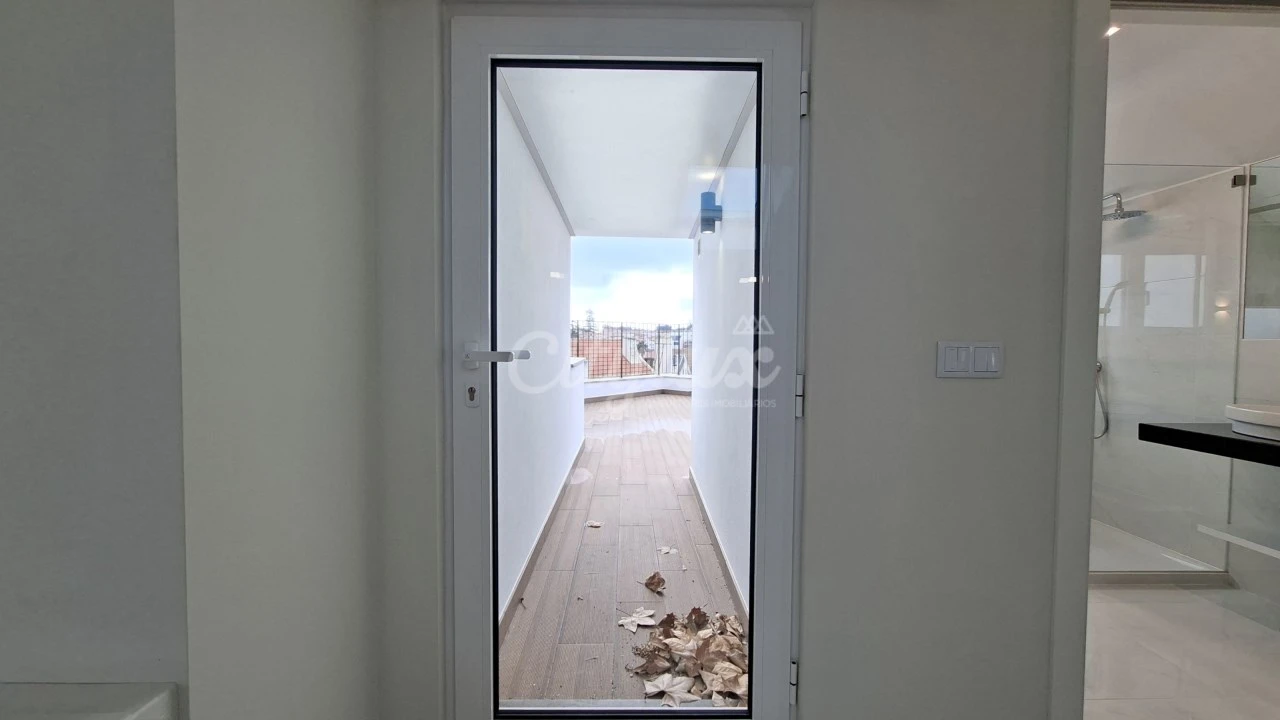 Apartamento T1 para Venda em Cascais e Estoril Foto 7