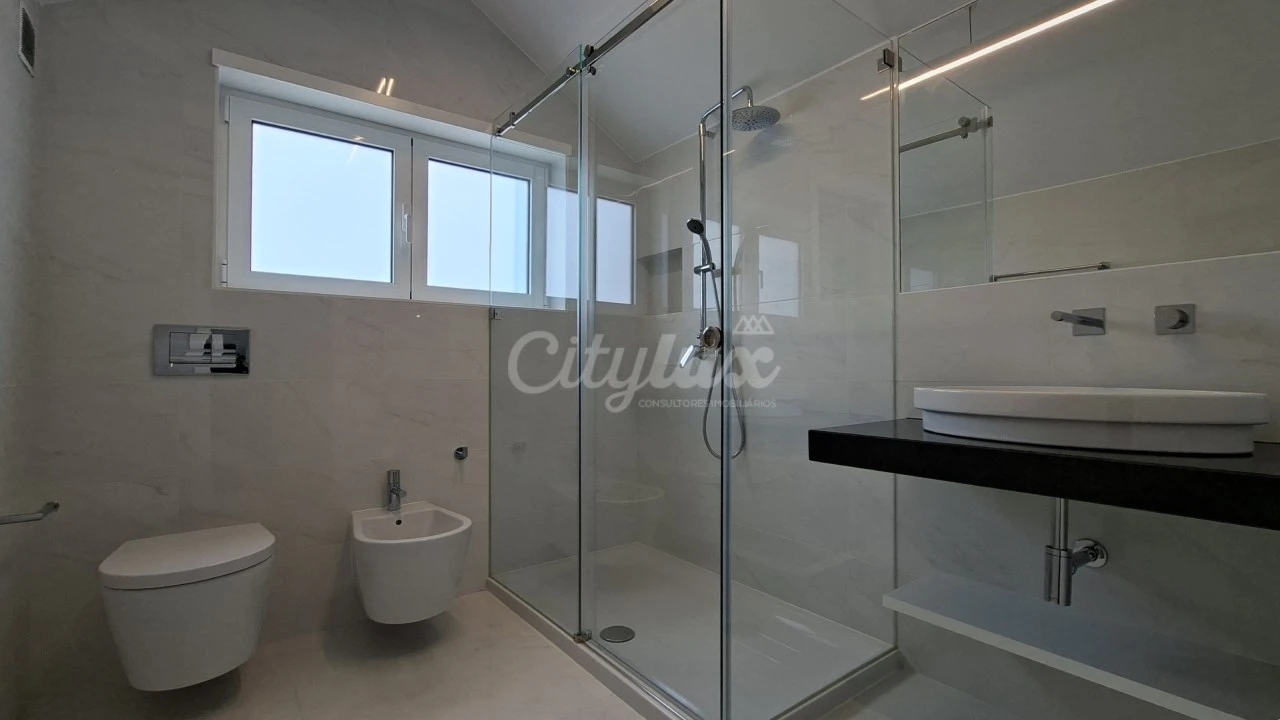 Apartamento T1 para Venda em Cascais e Estoril Foto 15