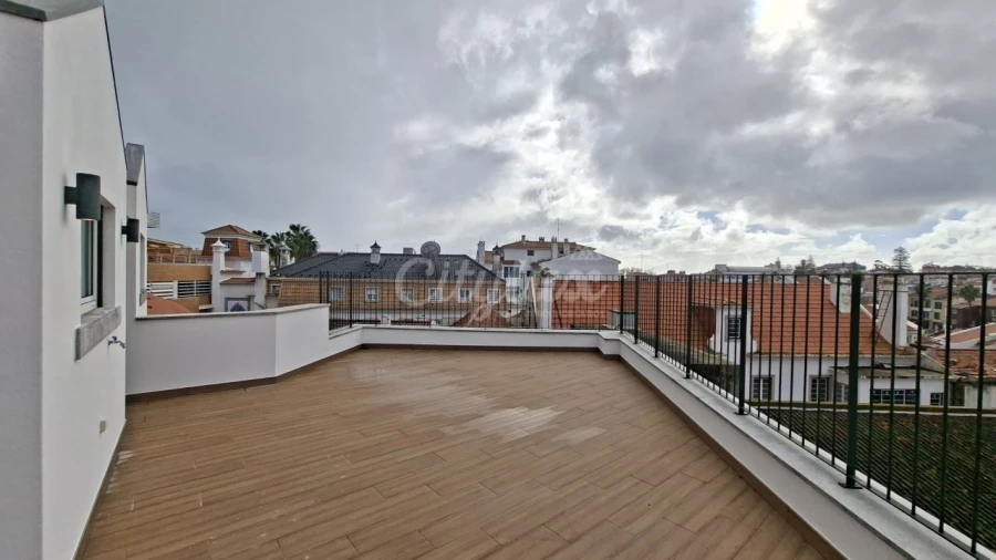 Apartamento T1 para Venda em Cascais e Estoril Foto 1
