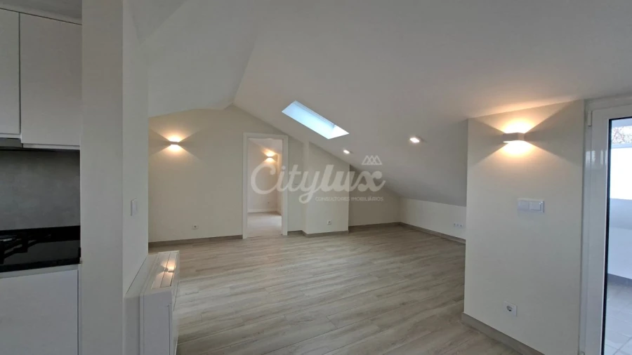 Apartamento T1 para Venda em Cascais e Estoril Foto 5