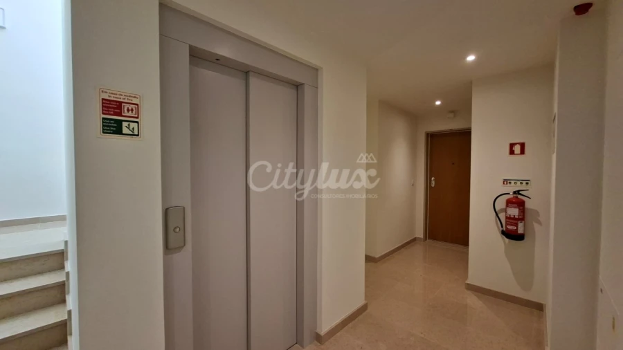 Apartamento T1 para Venda em Cascais e Estoril Foto 18