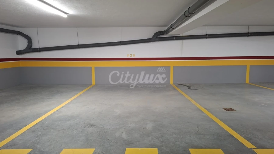 Apartamento T1 para Venda em Cascais e Estoril Foto 19