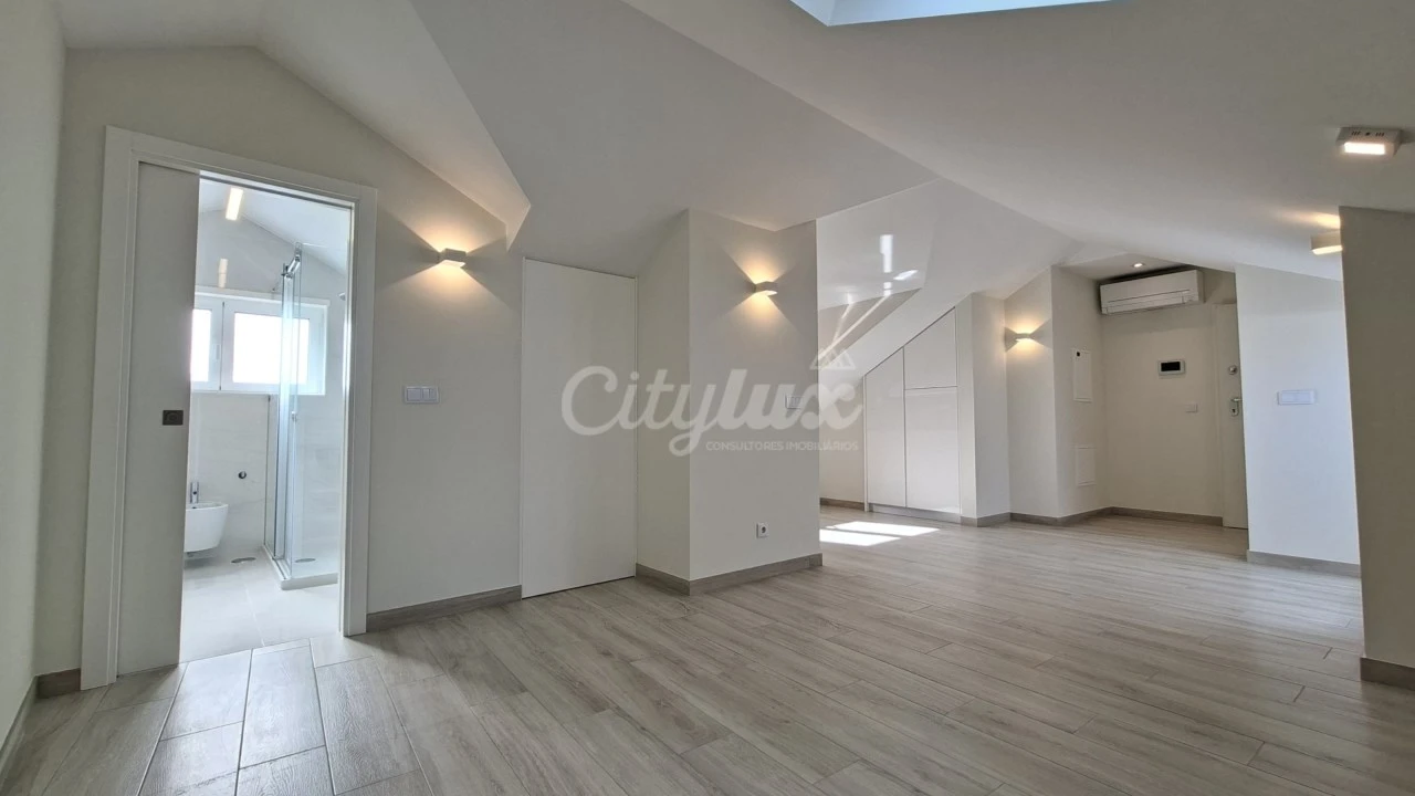 Apartamento T1 para Venda em Cascais e Estoril Foto 15