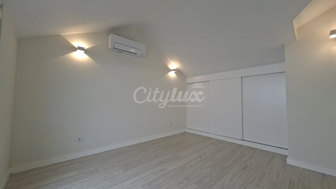 Apartamento T1 para Venda em Cascais e Estoril Foto 18