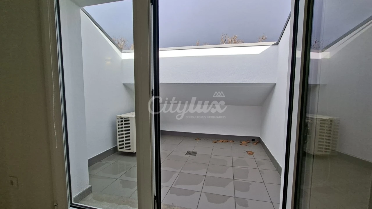 Apartamento T1 para Venda em Cascais e Estoril Foto 20