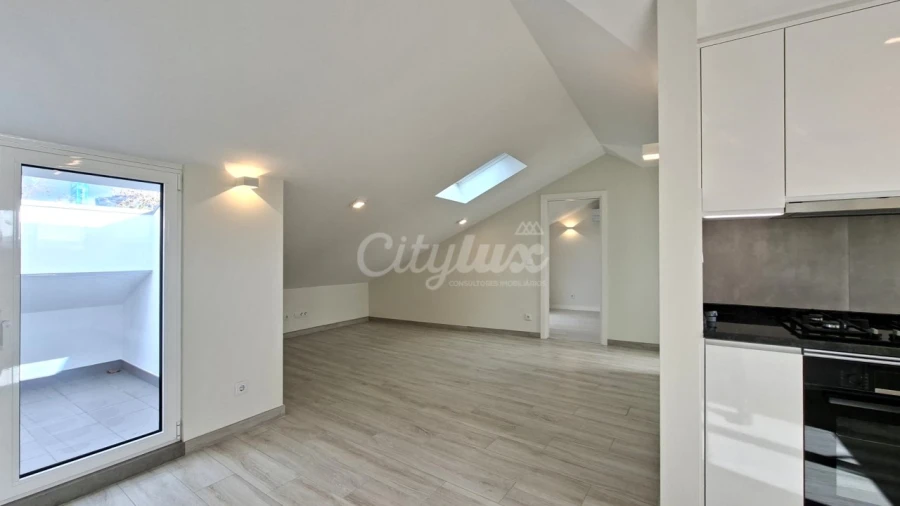 Apartamento T1 para Venda em Cascais e Estoril Foto 10