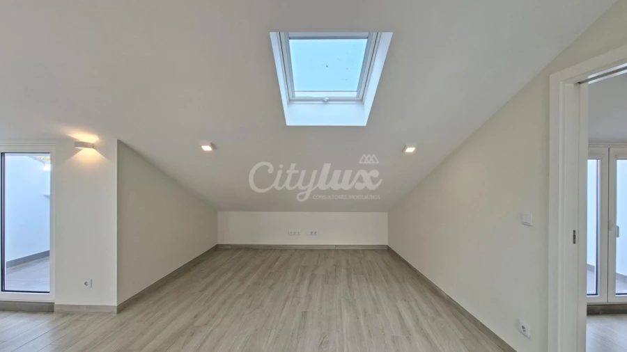 Apartamento T1 para Venda em Cascais e Estoril Foto 12