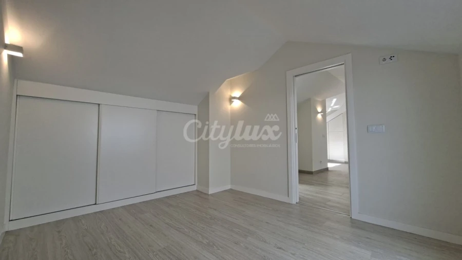 Apartamento T1 para Venda em Cascais e Estoril Foto 17