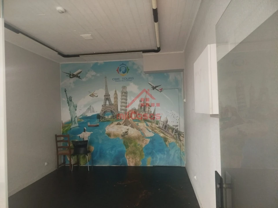 Escritório para Arrendamento em Lumiar Foto 1