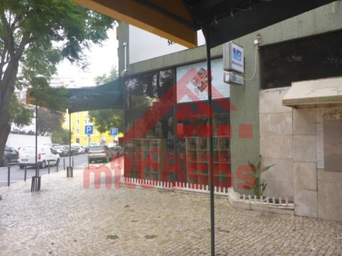 Escritório para Arrendamento em Lumiar Foto 21