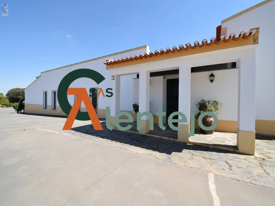 Quinta T4 para Venda em Assunção, Ajuda, Salvador e Santo Ildefonso Foto 29