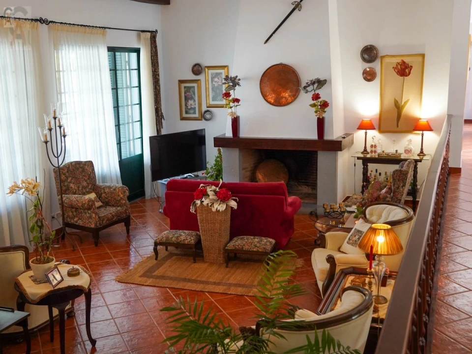 Quinta T4 para Venda em Assunção, Ajuda, Salvador e Santo Ildefonso Foto 5