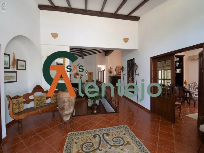 Quinta T4 para Venda em Assunção, Ajuda, Salvador e Santo Ildefonso Foto 6