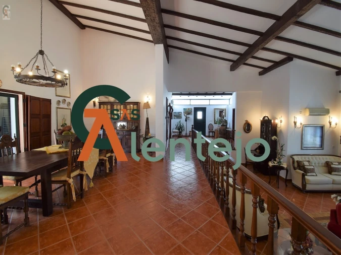 Quinta T4 para Venda em Assunção, Ajuda, Salvador e Santo Ildefonso Foto 5