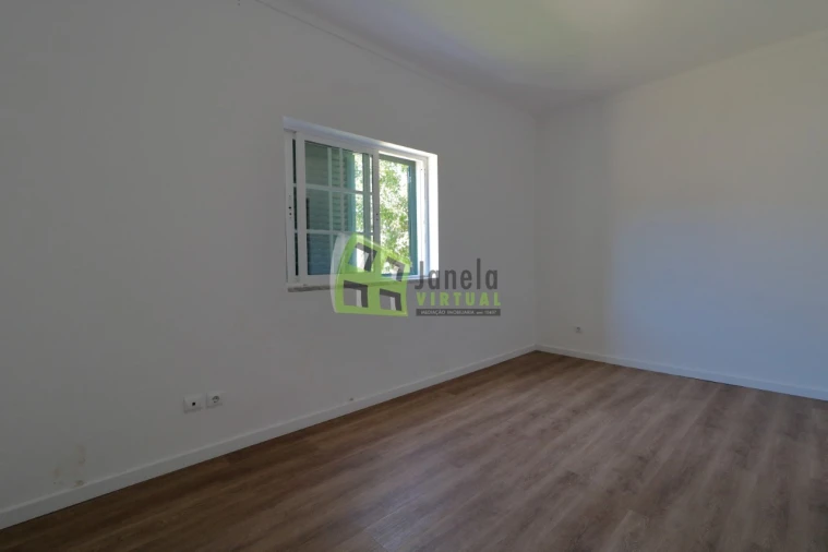 Moradia T4 para Venda em Quinta do Anjo Foto 23