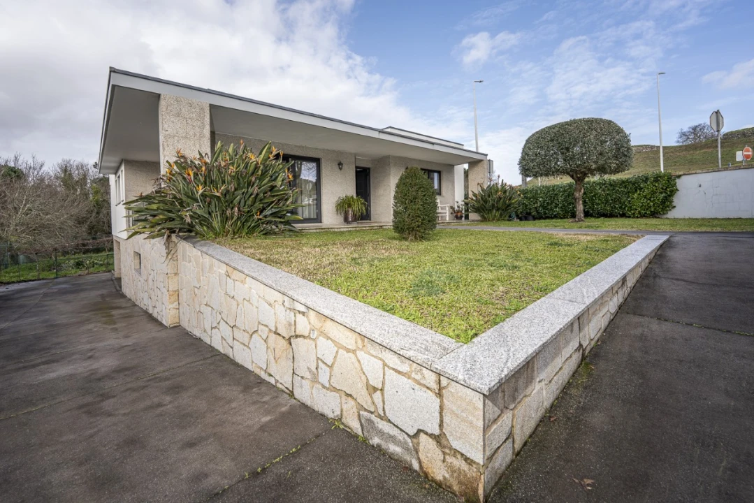 Moradia T3 para Venda em Vila Nova de Cerveira e Lovelhe Foto 40