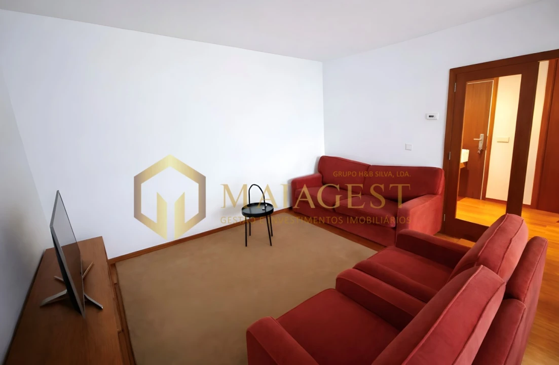 Apartamento T2 para Arrendamento em Cedofeita, Santo Ildefonso, Sé, Miragaia, São Nicolau e Vitória Foto 3