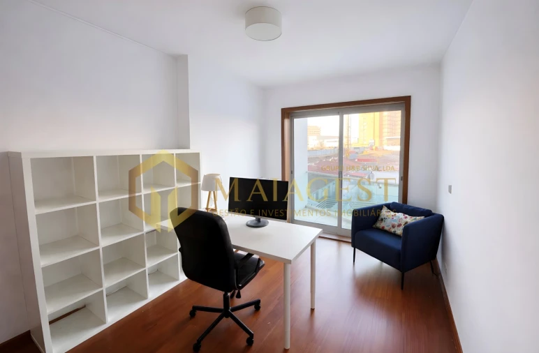 Apartamento T2 para Arrendamento em Cedofeita, Santo Ildefonso, Sé, Miragaia, São Nicolau e Vitória Foto 11