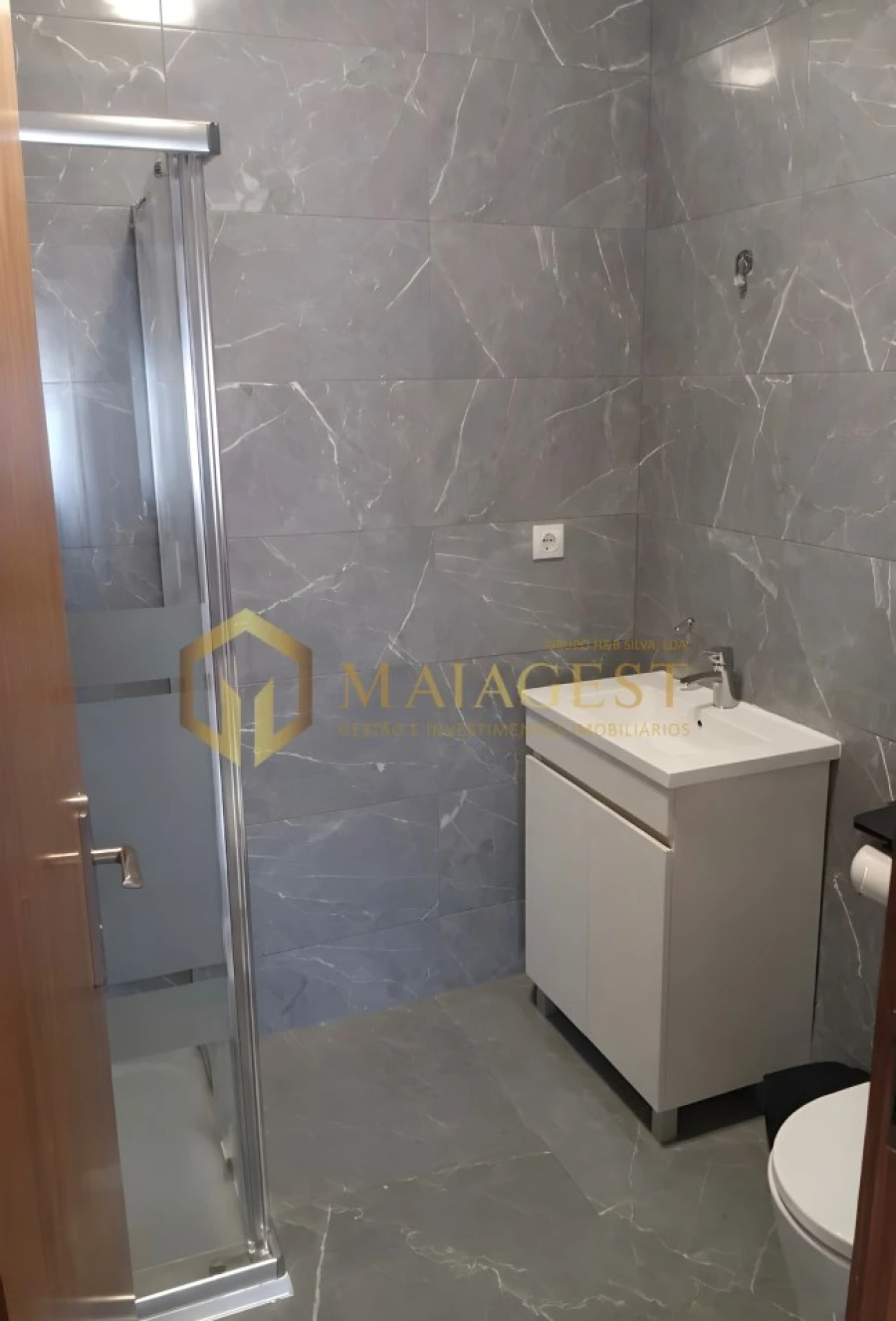 Apartamento T3 para Venda em Custóias, Leça do Balio e Guifões Foto 10