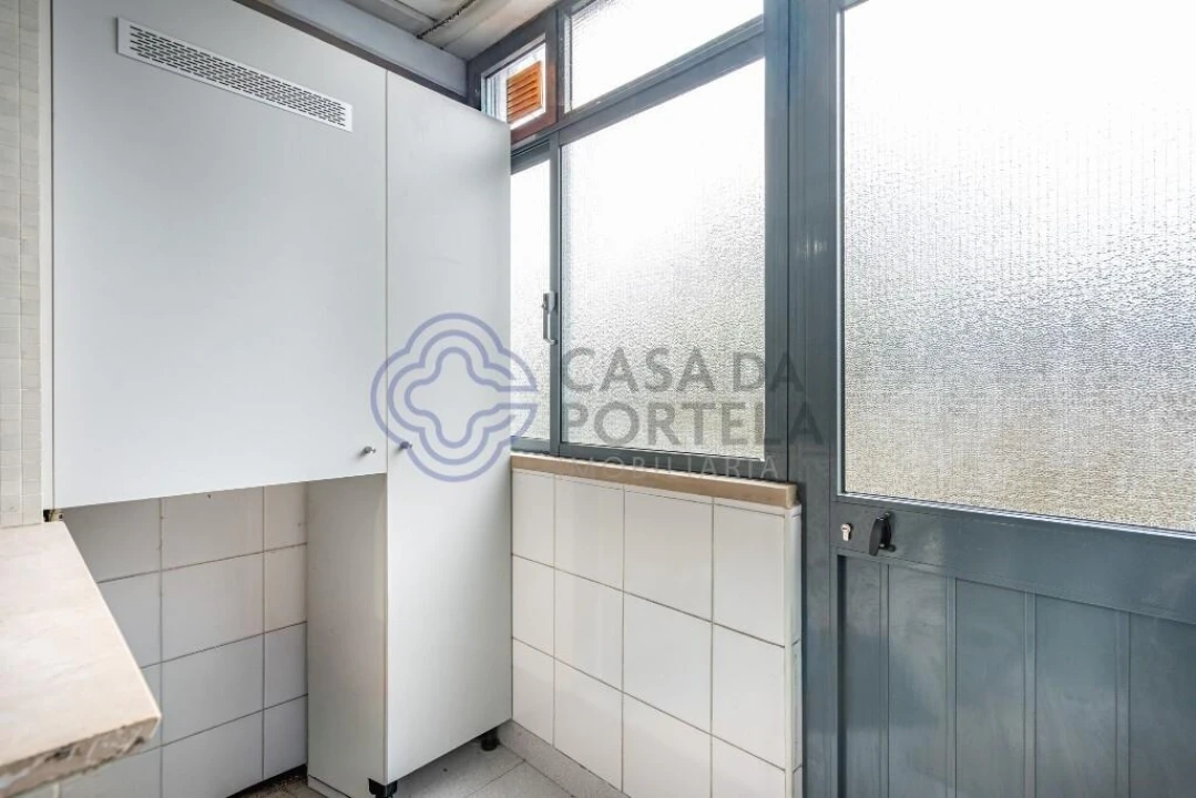 Apartamento T1 para Venda em Braga (Maximinos, Sé e Cividade) Foto 12