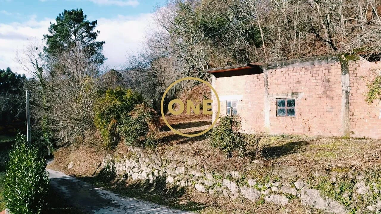 Moradia T3 para Venda em Cantelães Foto 11