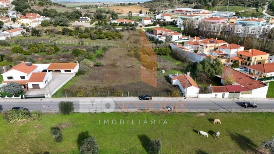 Terreno para Venda em Romeira e Várzea