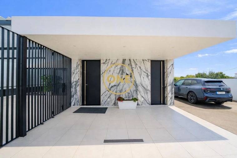 Moradia T3 para Venda em São Vicente Ferreira Foto 3