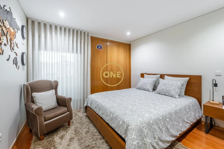 Moradia T3 para Venda em Antas e Abade de Vermoim Foto 24