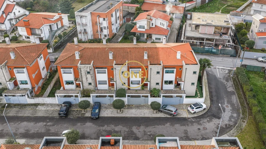 Moradia T3 para Venda em Antas e Abade de Vermoim Foto 34