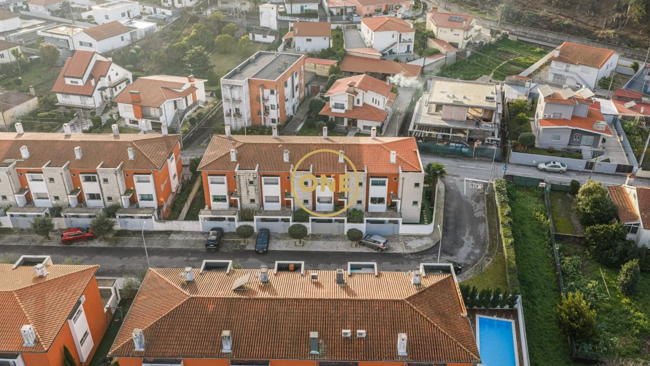 Moradia T3 para Venda em Antas e Abade de Vermoim Foto 33