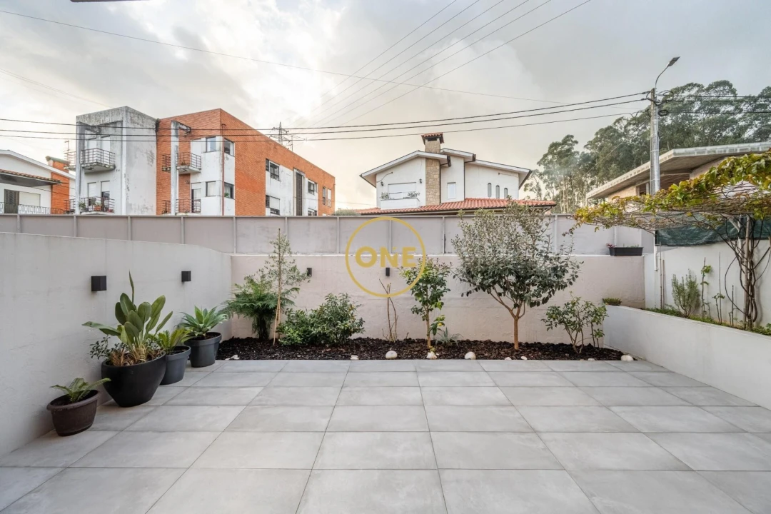 Moradia T3 para Venda em Antas e Abade de Vermoim Foto 32