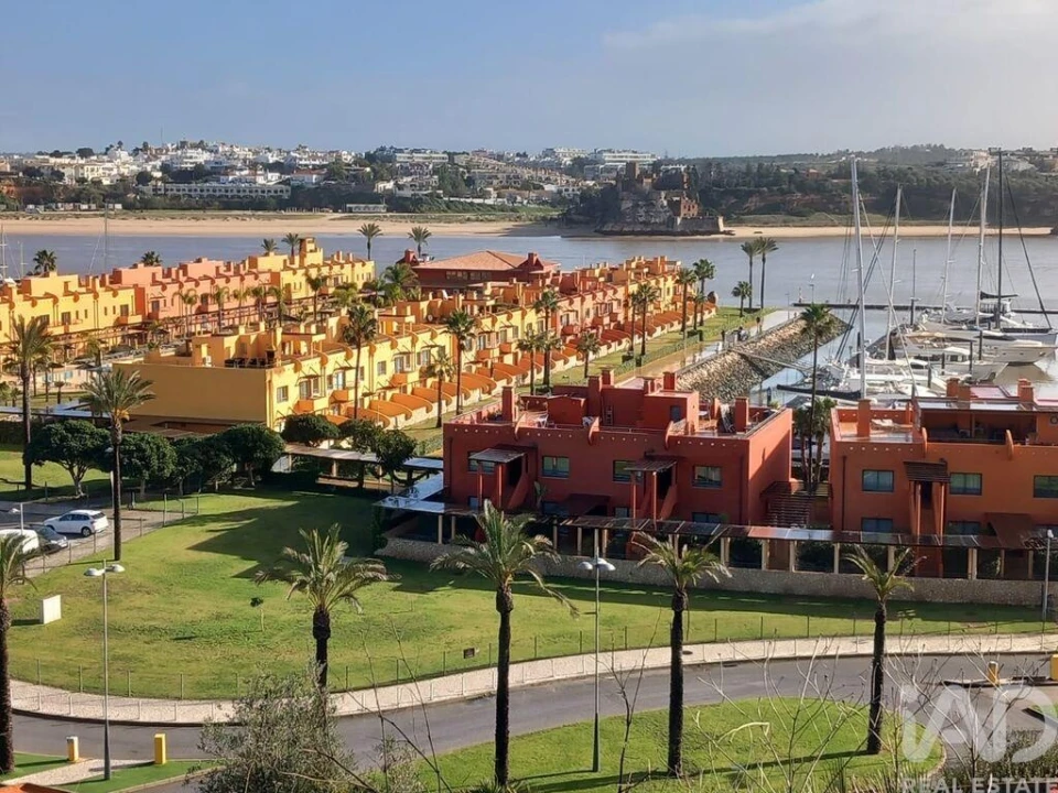 Apartamento T3 para Venda em Portimão Foto 27