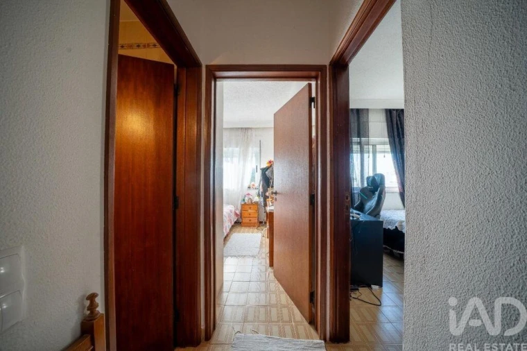 Apartamento T2 para Venda em Quarteira Foto 4