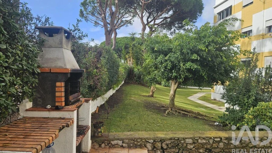 Apartamento T2 para Venda em Quarteira Foto 17