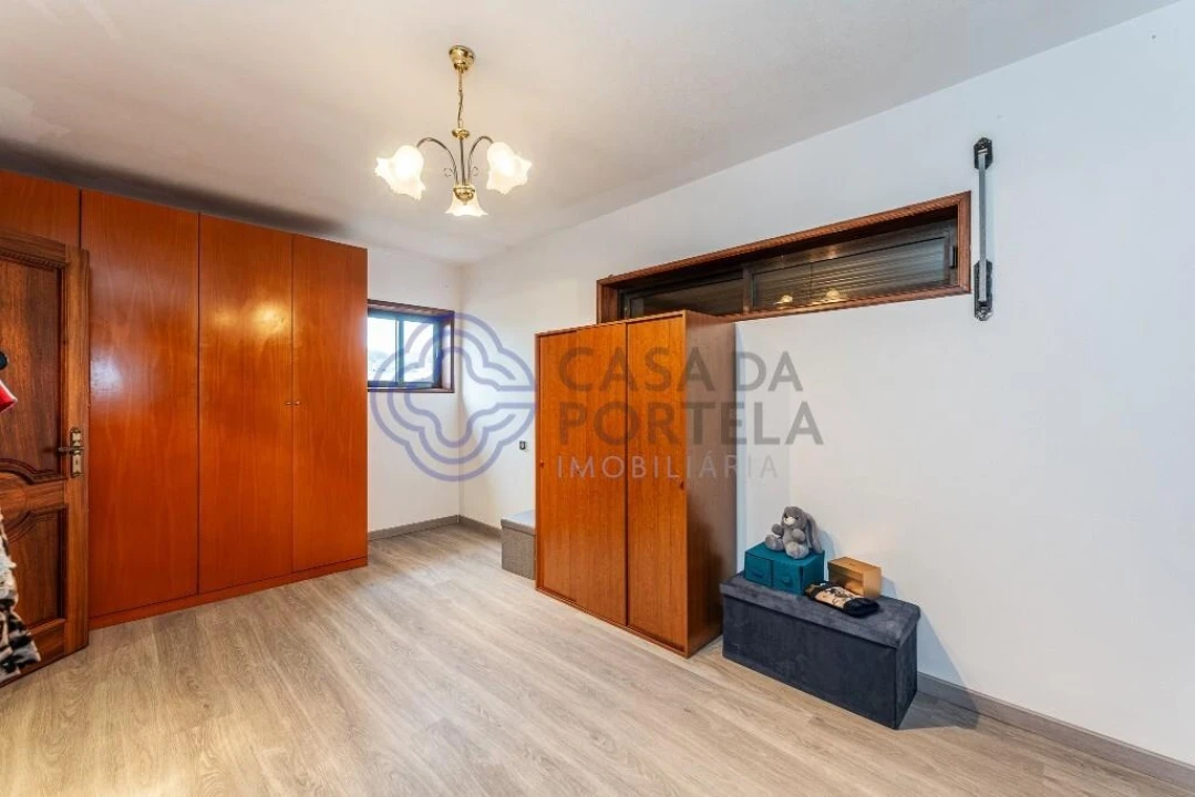 Moradia T5 para Venda em Prazins Santo Tirso e Corvite Foto 11