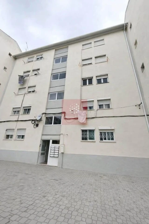Apartamento T3 para Venda em Almada, Cova da Piedade, Pragal e Cacilhas