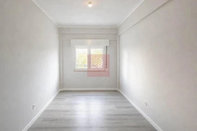 Apartamento T3 para Venda em Almada, Cova da Piedade, Pragal e Cacilhas