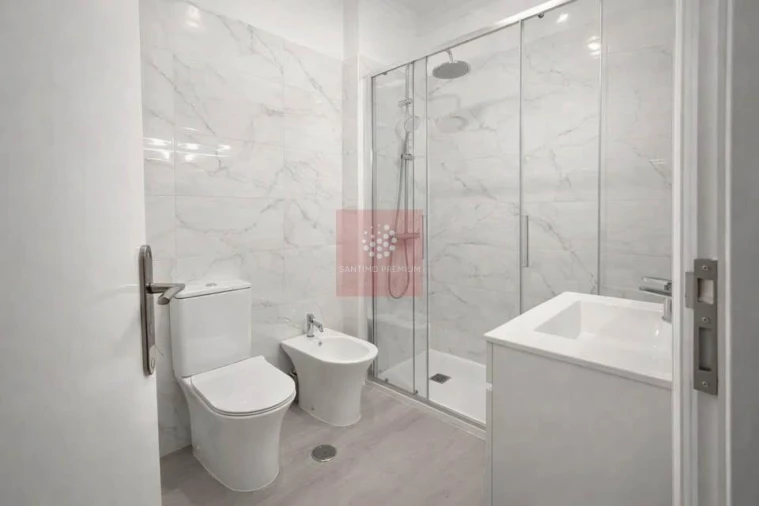Apartamento T3 para Venda em Almada, Cova da Piedade, Pragal e Cacilhas Foto 5