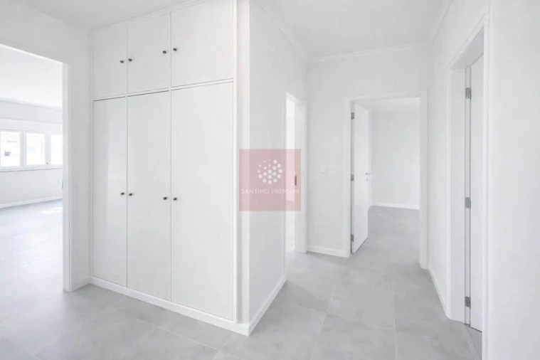 Apartamento T3 para Venda em Almada, Cova da Piedade, Pragal e Cacilhas Foto 4