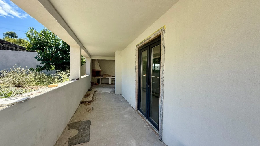 Moradia T5 para Venda em Eiras e São Paulo de Frades Foto 22