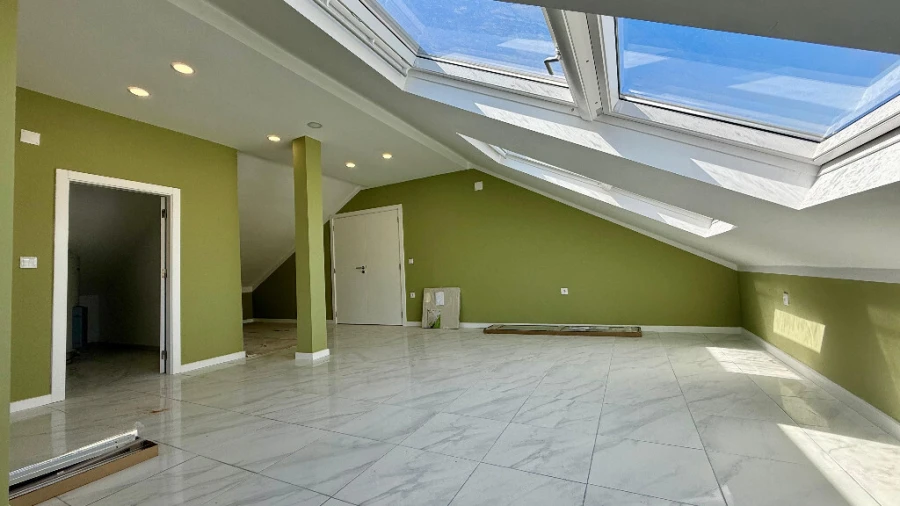 Moradia T5 para Venda em Eiras e São Paulo de Frades Foto 15