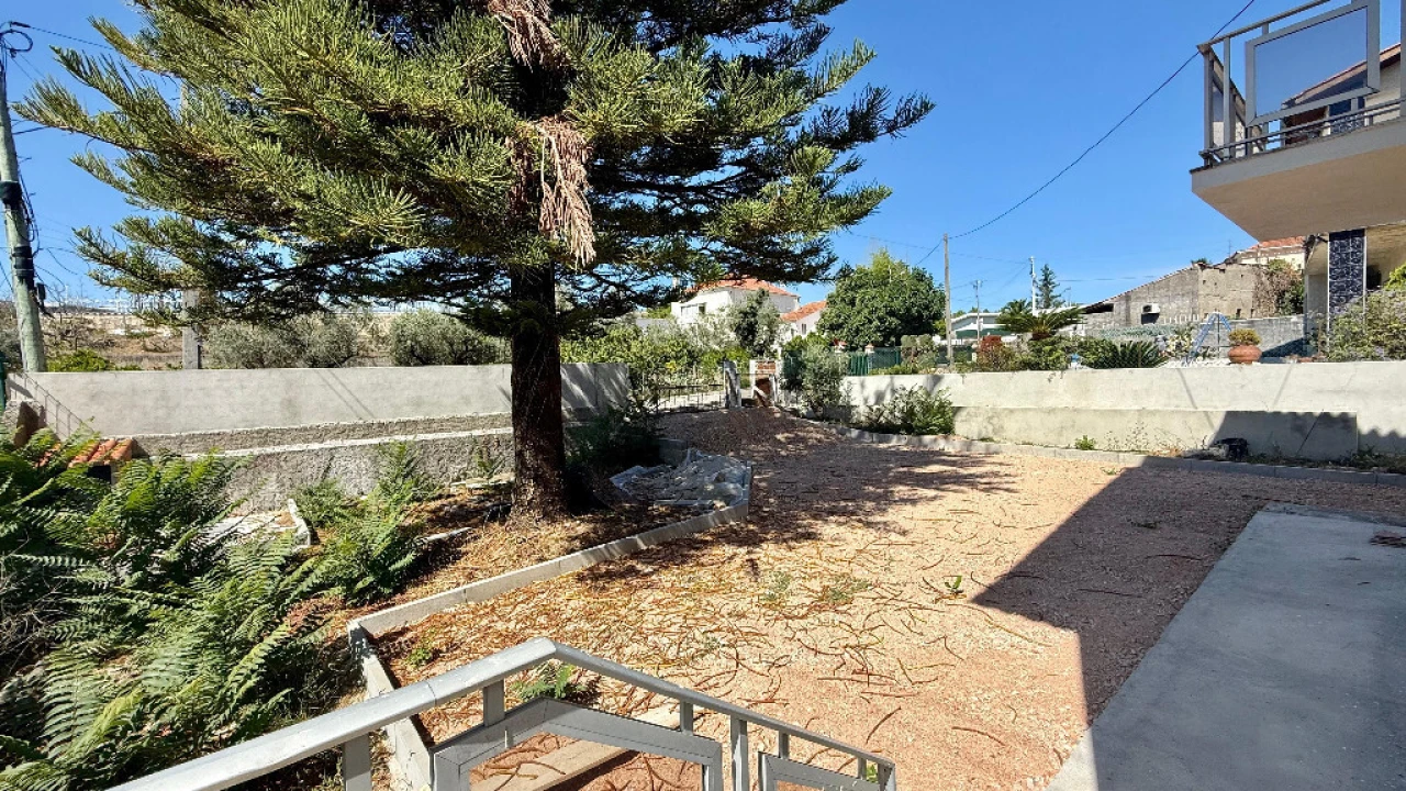 Moradia T5 para Venda em Eiras e São Paulo de Frades Foto 19